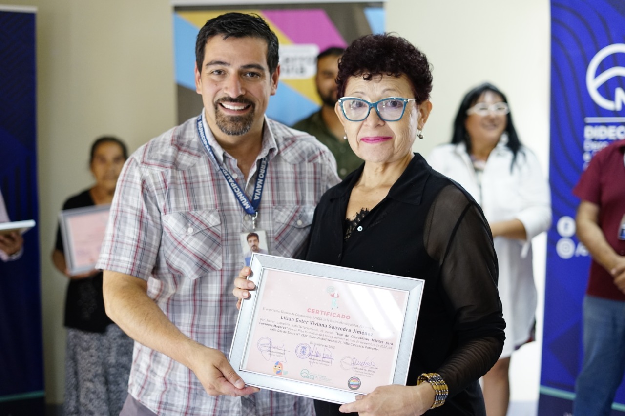 Certificación segunda versión del curso Alfabetización Digital para personas mayores