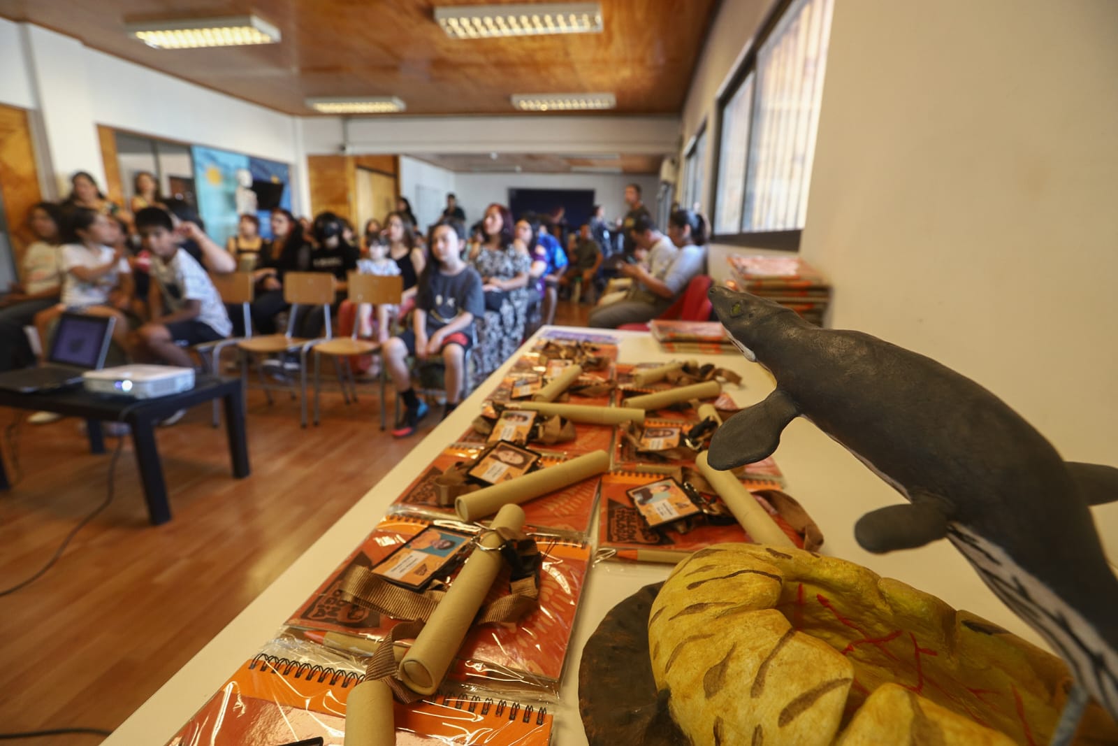 Inauguración club paleontologia