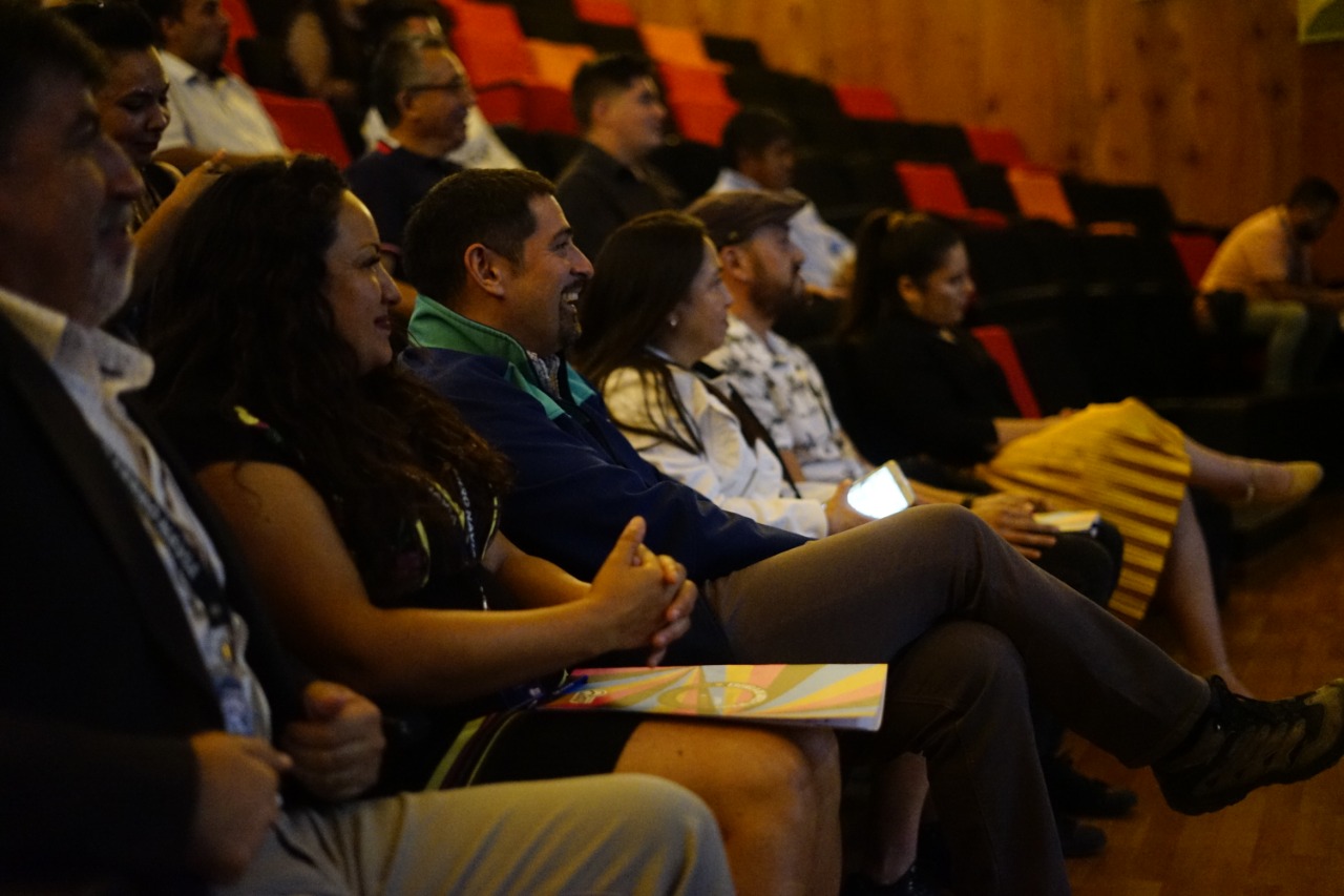 Ceremonia Escuela de Artes y Oficios: Vecinas y vecinos de Cerro Navia se certifican