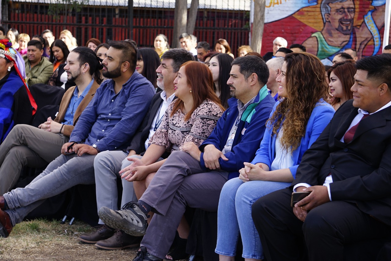 Entrega de 135 subsidios del Fondo Solidario de Elección de Vivienda para vecinas y vecinos de Cerro Navia
