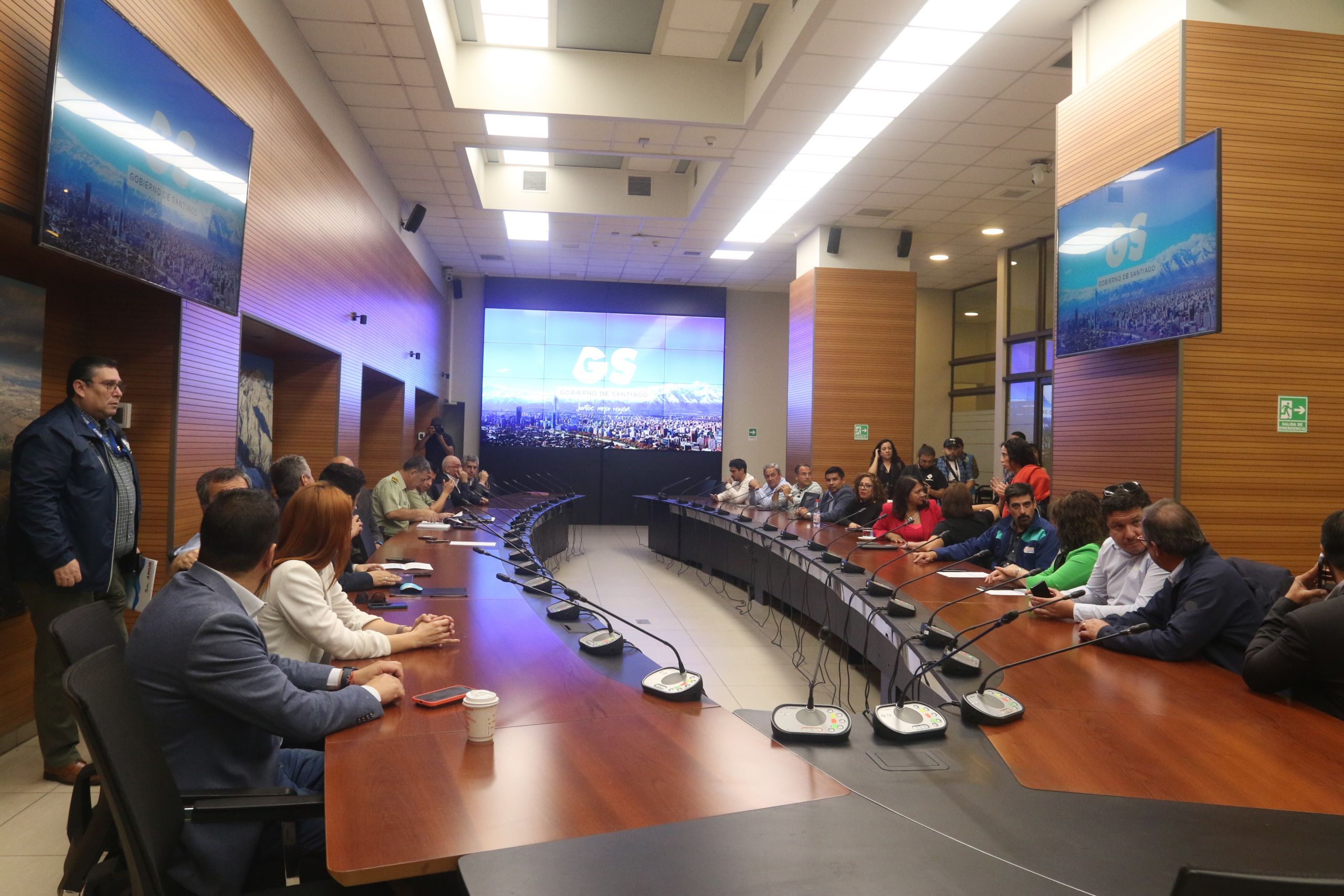 Gobierno Regional lanza “Programa Proteger” que dotará a los municipios con elementos de seguridad de primer nivel