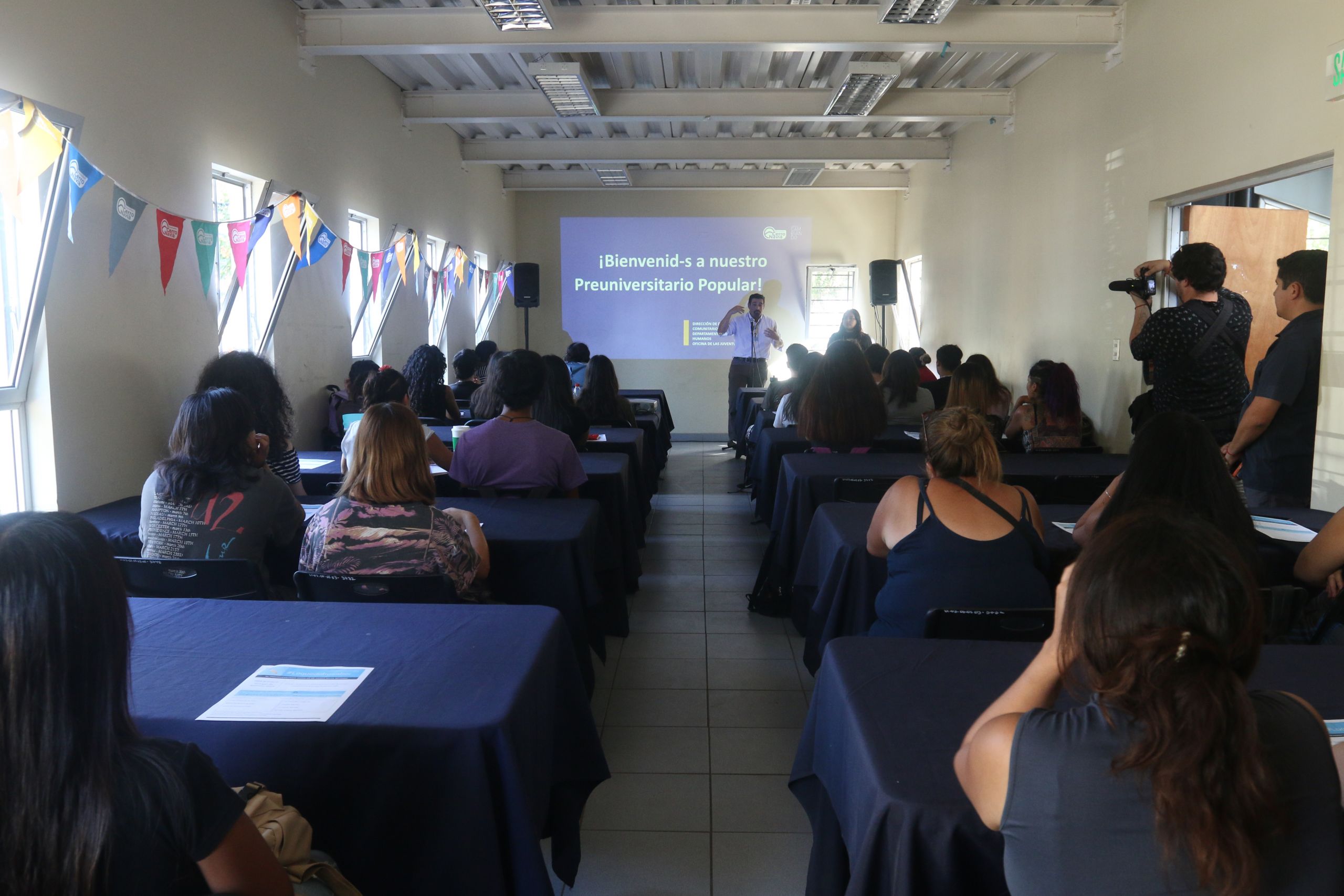 Prepara la Prueba de Acceso a la Educación Superior en el Preuniversitario Popular de Cerro Navia