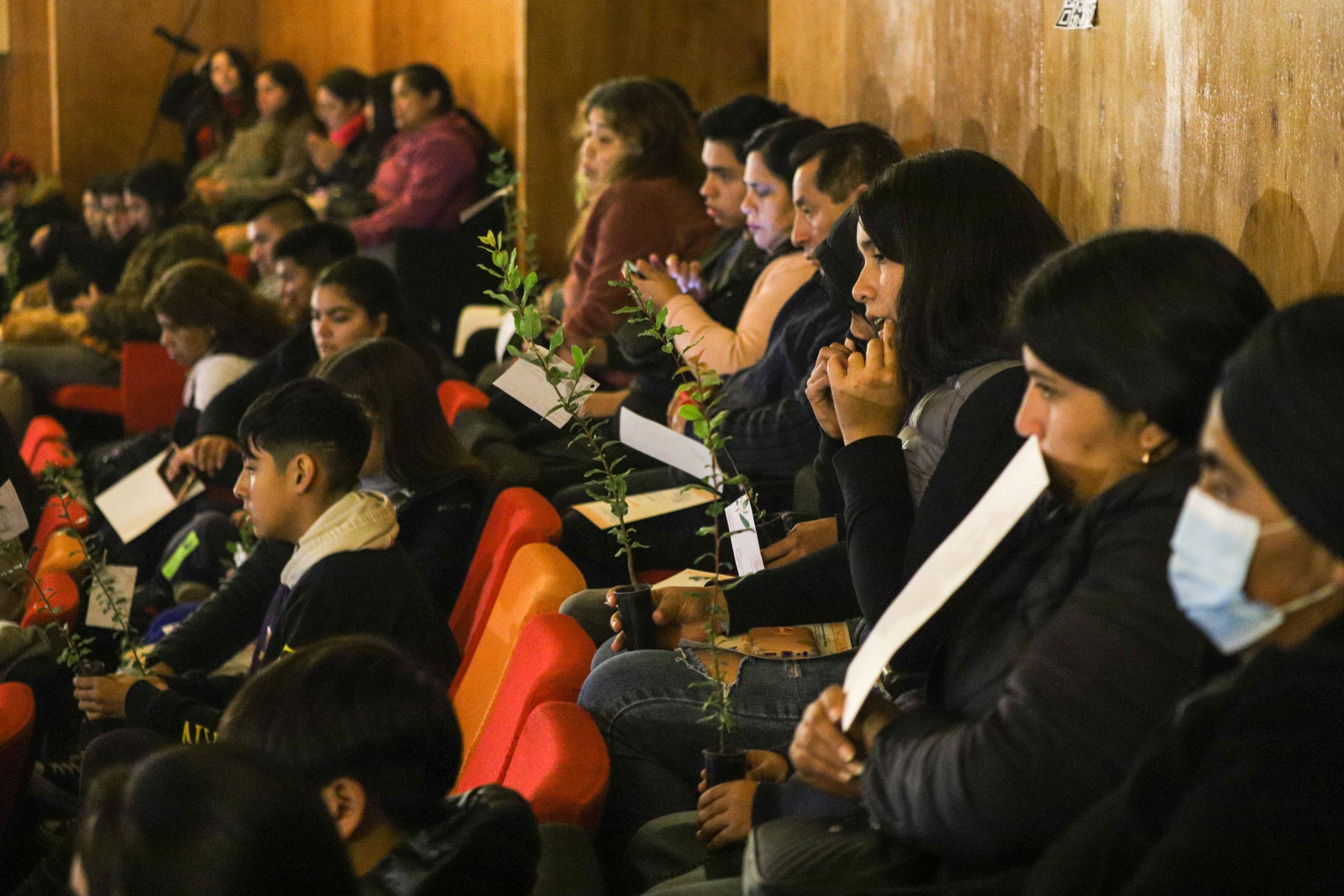 Ceremonia de estudiantes que recibieron Bono Escolar Indígena