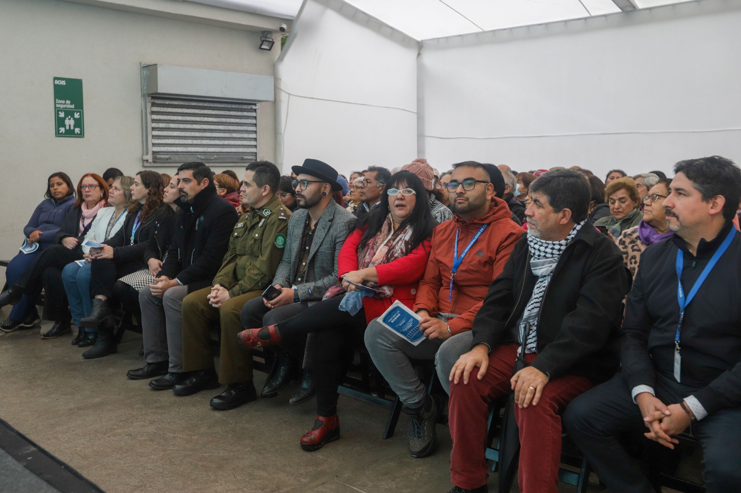 Vecinas y vecinos, junto a autoridades, participan en inauguración de segunda Farmacia Popular
