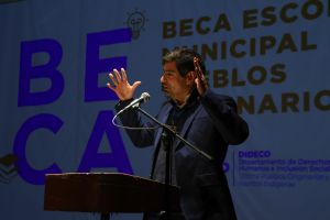 Entrega Beca Pueblos Originarios