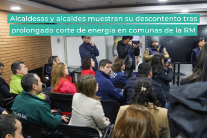 Alcaldesas y alcaldes muestran su descontento en la SEC